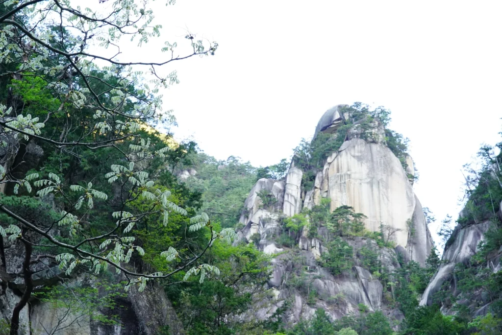覚円峰(KakuenPo Peak)